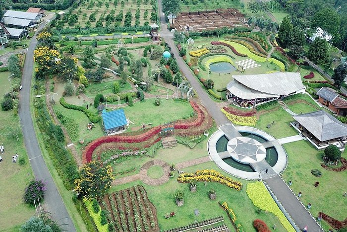 Camp Hulu Cai: Destinasi Wisata Dengan Pesona Keindahan Alam di Bogor